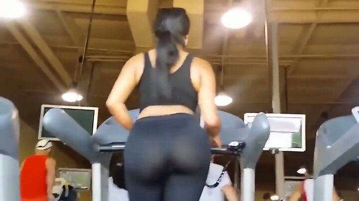 Big Ass Babe Gets Down & Dirty in Naughty Workout Session!