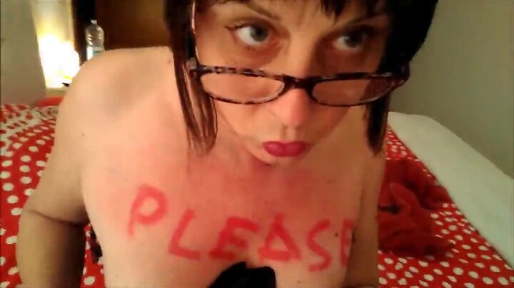 lisa fetish slave - Please cum and piss