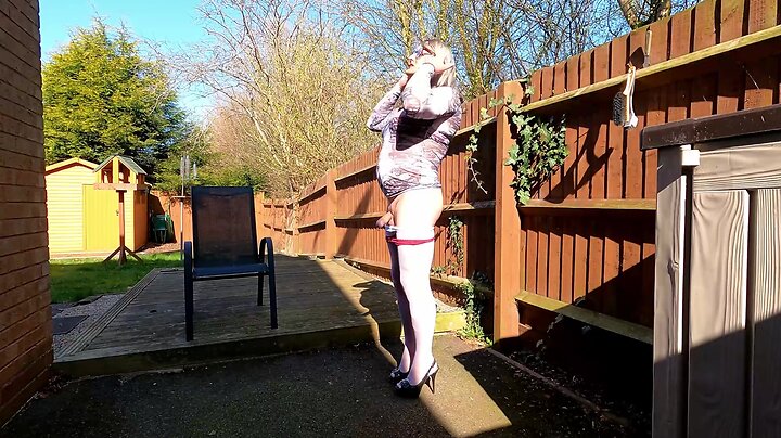 Kellycd crossdressing and masturbating outdoors with cumshot