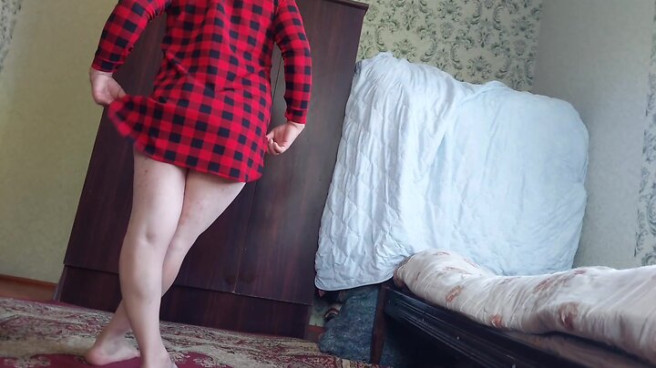 Cute trans blonde in extra mini red dress with big white booty.